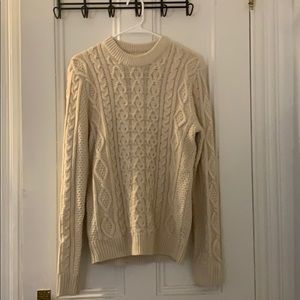 Women’s off white knitted sweater